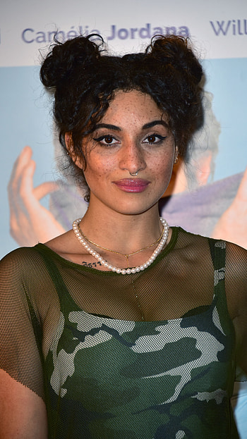 Camélia Jordana, hollywood actress, model, popidol HD phone wallpaper