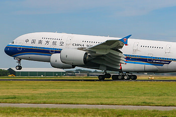 Guangzhou Baiyun International Airport, China Southern A380, Pilot quarantine, Travel news HD wallpaper