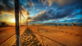 beach volleyball near a pier at sunset r, sea, net, voleyball, pier, r, sunset, beach HD wallpaper