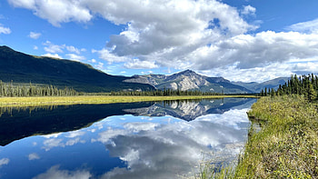 Circle Lake, Gates of the Arctic NP, landscape, clouds, USA, sky, water, mountains, Alaska, reflections HD wallpaper