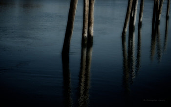 Posts in the water, blue, posts, venice, wood, reflection, italy, , water HD wallpaper