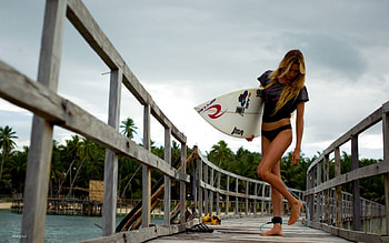 Alana Blanchard, bridge, Pro, surfer HD wallpaper
