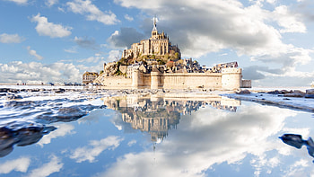 Mont St. Michel, Architectural background HD wallpaper