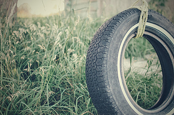 Grass, Miscellanea, Miscellaneous, Tire, Tyre, Rope HD wallpaper