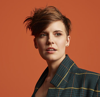 Short hair, actress, Maggie Grace HD wallpaper