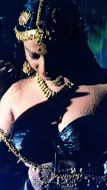 Rekha, vintage, bollywood actress HD phone wallpaper