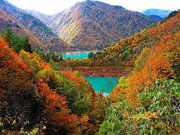 A mountain in autumn, river, slopes, leaves, fall, colors, autumn, nature, mountain HD wallpaper