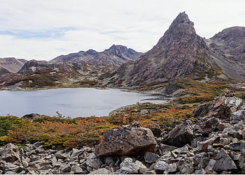 Isla Navarino trekking, End of the world, Dientes circuit, Windhond lake HD wallpaper