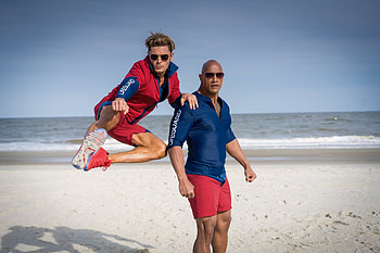 Baywatch movie, Zac Efron, Twitter, Celebrity news HD wallpaper