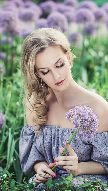 Women with flowers, Natural beauty HD phone wallpaper