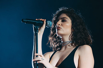 Lorde Live Singing, lorde, music, celebrities, girls HD wallpaper