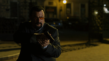Steven Seagal, Action-packed movies, Thrilling gunfights, Cinematic excellence HD wallpaper