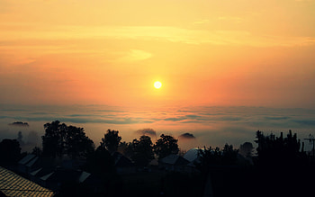Wake up the Cloud, sunshine, valley, clouds, nature, low, houses, sunrise HD wallpaper
