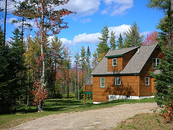 Countryside house, trees, blue sky, house HD wallpaper