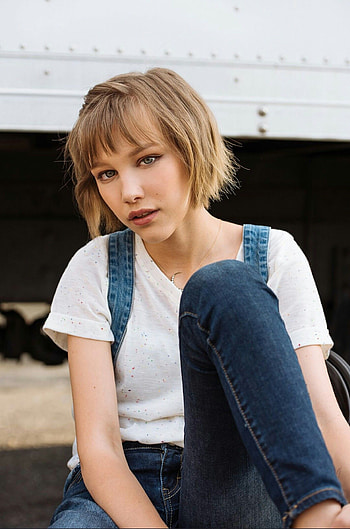 Grace VanderWaal, Talented singer, America's Got Talent, Rising star HD phone wallpaper