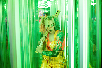 Harley Quinn Cosplay Girl With Bat , harley-quinn, superheroes, cosplay HD wallpaper
