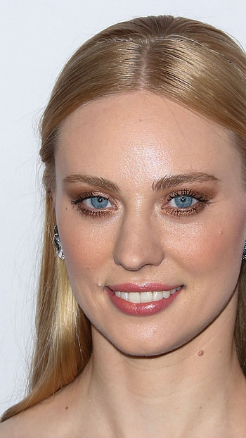 Deborah Ann woll, hollywood actress, model HD phone wallpaper