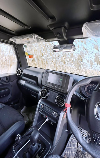 Thar Interior, personal_luxury_car HD phone wallpaper