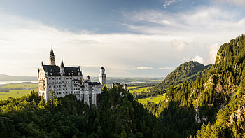 Neuschwanstein Castle, Schwangau, Germany, credit HD wallpaper
