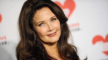 Lynda Carter, Untold story, Fascinating life, Kiwireport's exclusive HD wallpaper