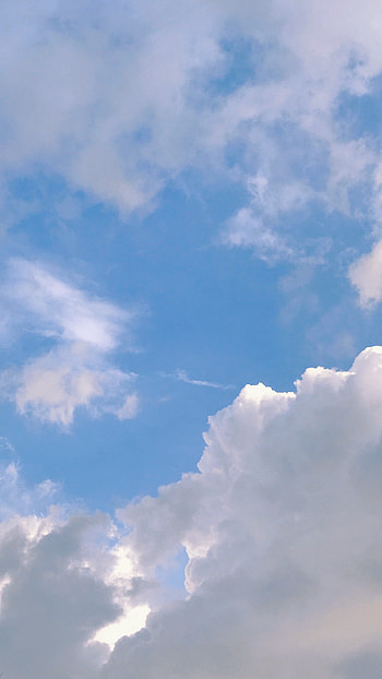 Blue sky. Sky aesthetic, sky, Blue aesthetic pastel, Pastel Blue Aesthetic Clouds HD phone wallpaper