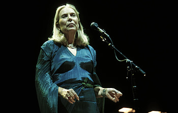 Joni Mitchell, MusiCares person of the year, 2022 HD wallpaper