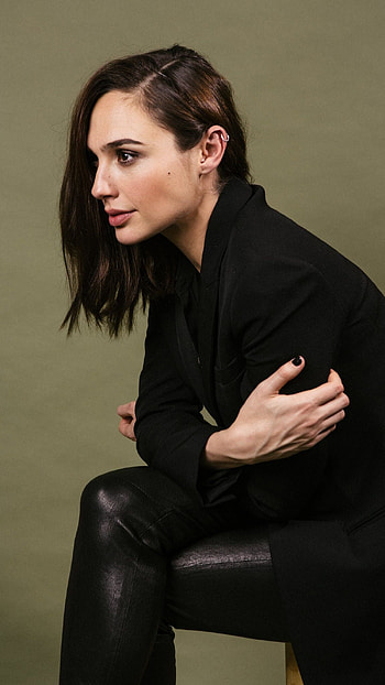 Gal Gadot, hollywood actress HD phone wallpaper