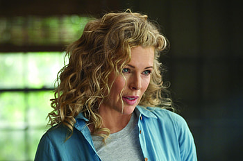 Kim Basinger, , MaximumWall, Glamorous appeal HD wallpaper