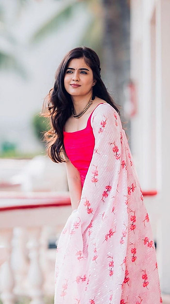 Amrita Iyer, tamil actress HD phone wallpaper