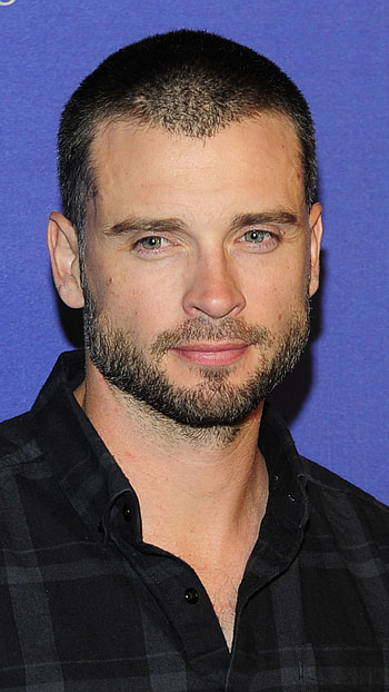 Tom Welling movies, High-definition , Stunning visuals, Captivating ry HD phone wallpaper
