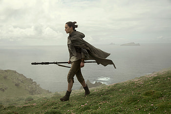 Rey Star Wars The Last Jedi 2017, rey, star-wars-the-last-jedi, 2017-movies, movies HD wallpaper