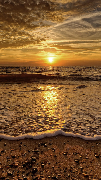 Golden Foam Horizon / Sunset Tide / Ocean Wave Glow, sunset, horizon, beach, wave, sea, nature, ocean, Ocean Waves HD phone wallpaper