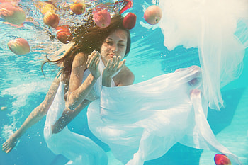 Underwater Beauty, white lace, apples, women, water, beauty HD wallpaper