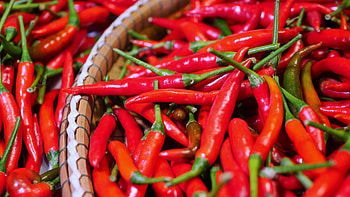 Spicy Thai cuisine, Red hot peppers, Cooking aromatics, Vibrant seasoning HD wallpaper