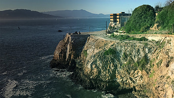 Drain Alcatraz movie, Thrilling storyline, Suspenseful plot, Mystery and adventure HD wallpaper