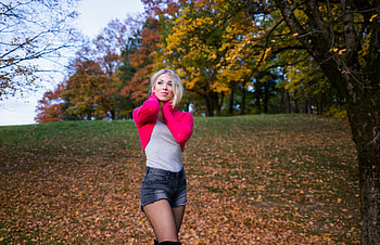 Girl Autumn Park , girls, model HD wallpaper