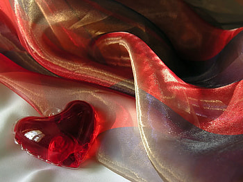 Love Heart, pretty, love, red, hot, heart, silk HD wallpaper