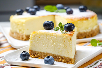 Eggnog cheesecake delight, Festive flavors, Creamy indulgence, Holiday treat HD wallpaper
