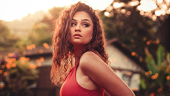 Beautiful Women Curly Hair Outdoors, girls, model, outdoors HD wallpaper