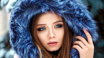 Winter, brunette, girl's beautiful face, beautiful HD wallpaper