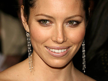 Jessica Biel, sexy, american, earrings, actress HD wallpaper