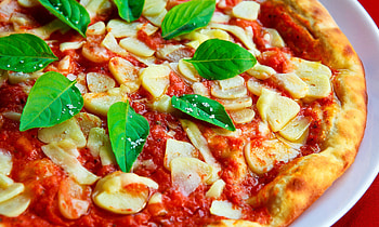 Food, Pizza, Garlic, Basil, Sauce HD wallpaper