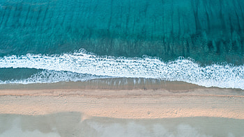 Calm and relaxed, beach, sea waves HD wallpaper