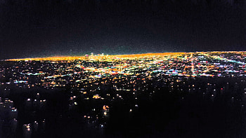 Beautiful View of Los Angeles at Night From Griffith Observatory in HD wallpaper
