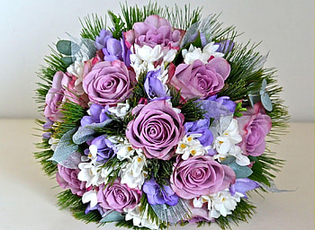Flowers, Roses, Typography, Registration, Greens, Bouquet, Handsomely, It's Beautiful HD wallpaper