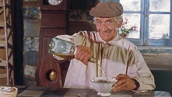 Louis de Funes, Classic comedies, Beloved actor, Laughter-filled films HD wallpaper
