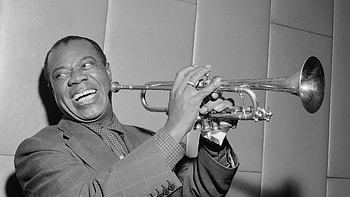 Smiling Jazz Trumpeter —, music HD wallpaper