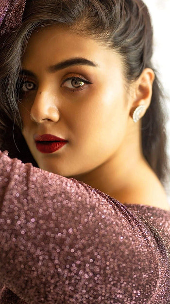 Sreemukhi, model, anchor HD phone wallpaper