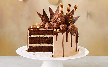 Cake in best quality, Beautiful , Mouth-watering treat, Tempting delight HD wallpaper