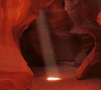 Ray of Light, beautiful, red cave, light, ray HD wallpaper